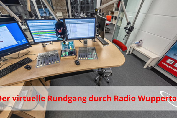 Radio Studio mit Mikrophonen