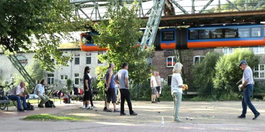 Boule: neue Spielzeit 16:00